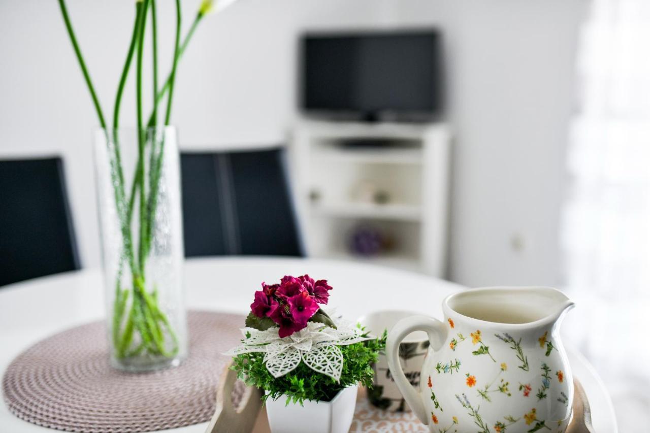 Apartments Martom Селине Экстерьер фото